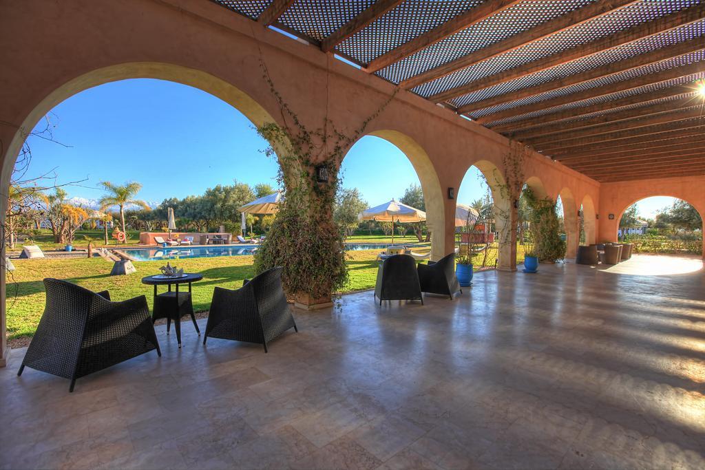 Villa Marco Au Jardin Des Senteurs El Ain Esterno foto