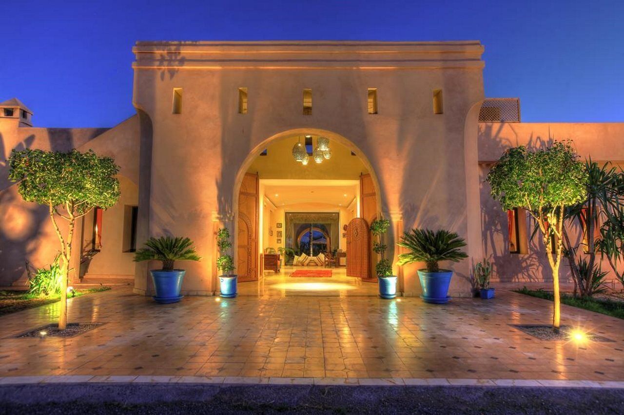 Villa Marco Au Jardin Des Senteurs El Ain Esterno foto